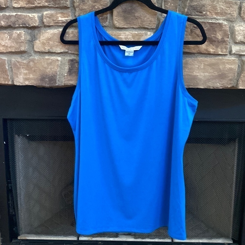 Peter Nygard Royal blue tank top. Size XL